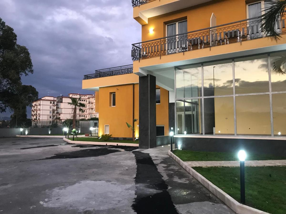 Borgo Palombaio Home Catania-Fontanarossai nemzetközi repülőtér Kültér fotó