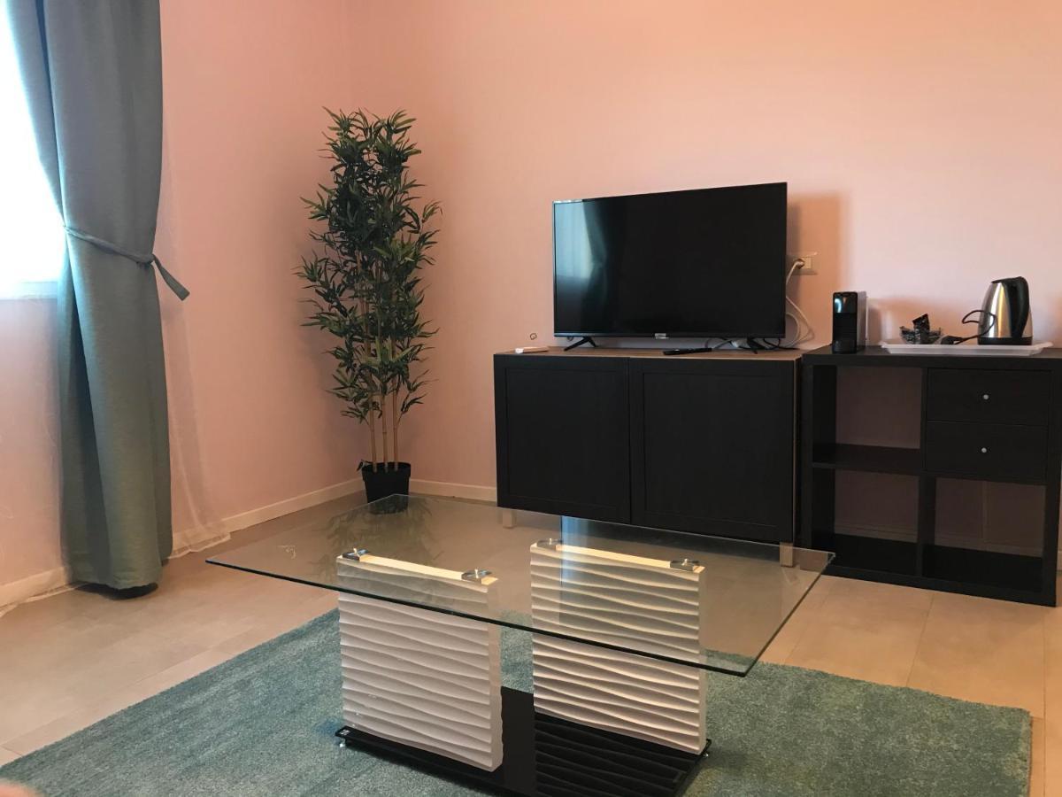 Borgo Palombaio Home Catania-Fontanarossai nemzetközi repülőtér Kültér fotó